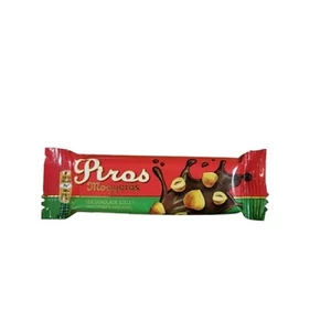 Piros Mogyorós 25G Tejcsokoládé Szelet Mogyorós Krémmel Töltve 