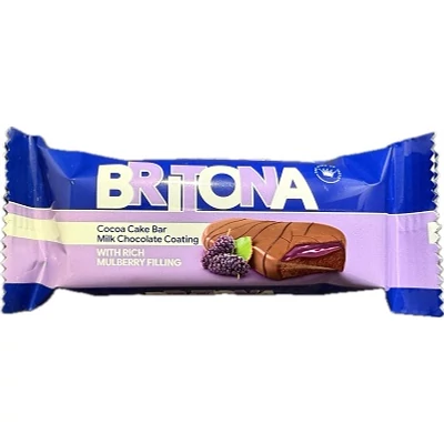 Britona 34G tejcsokoládéval mártott kakaós piskóta szeder krémmel töltve